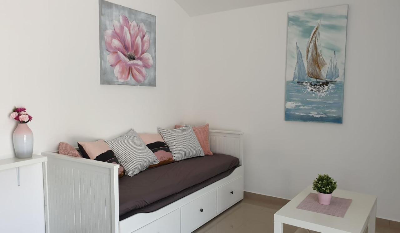 Apartments Solta Rogač 外观 照片