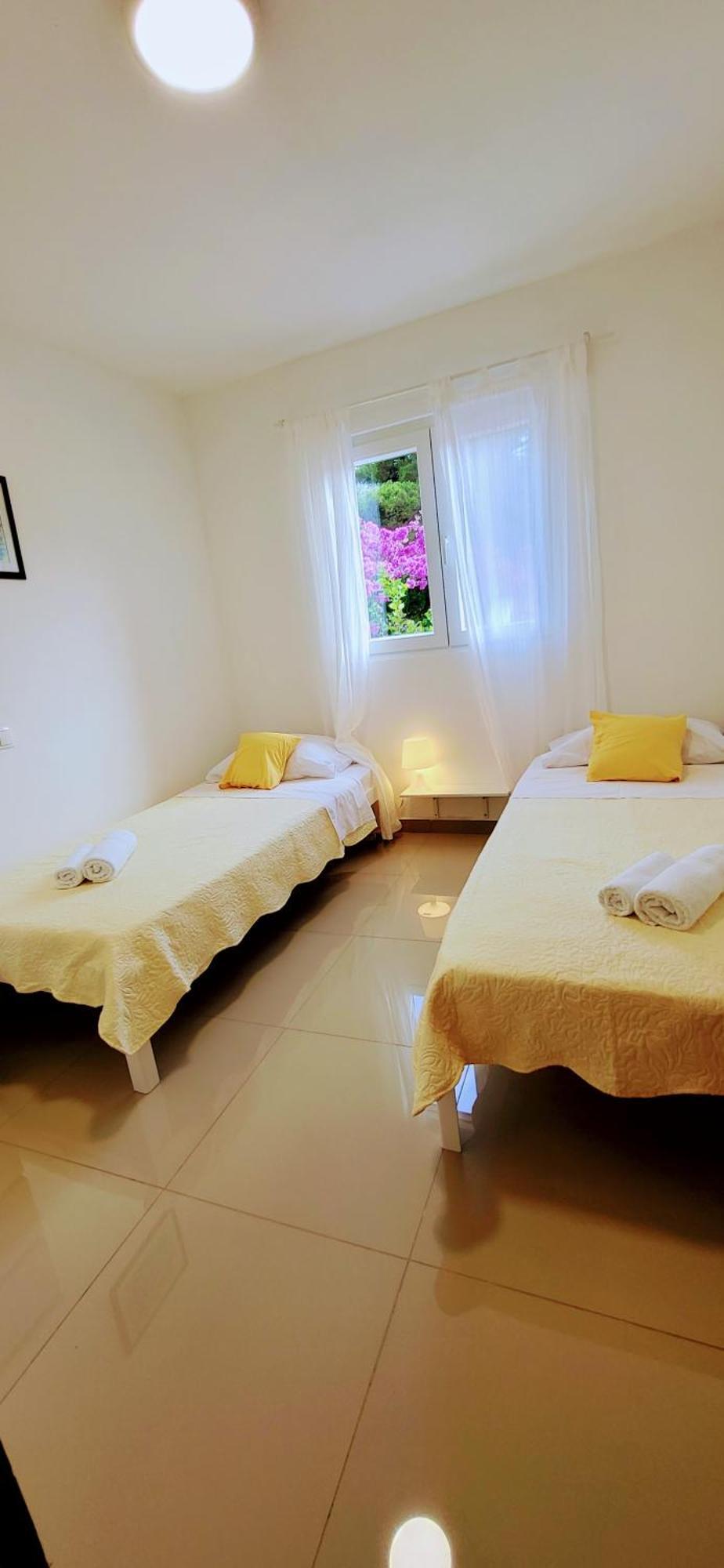 Apartments Solta Rogač 外观 照片