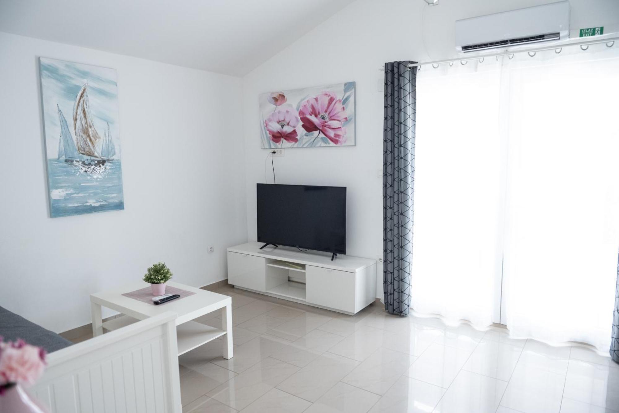 Apartments Solta Rogač 外观 照片