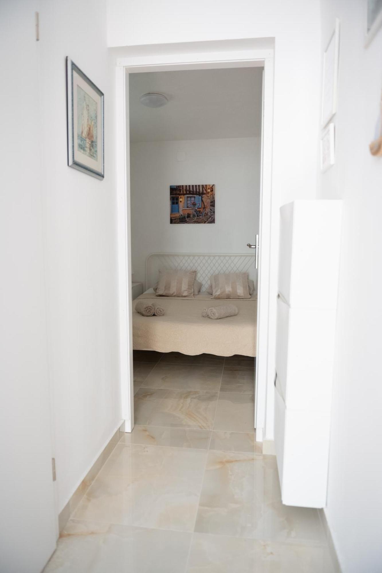 Apartments Solta Rogač 外观 照片